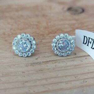 FREE with $15 or more purchase! Charmed aroma earings